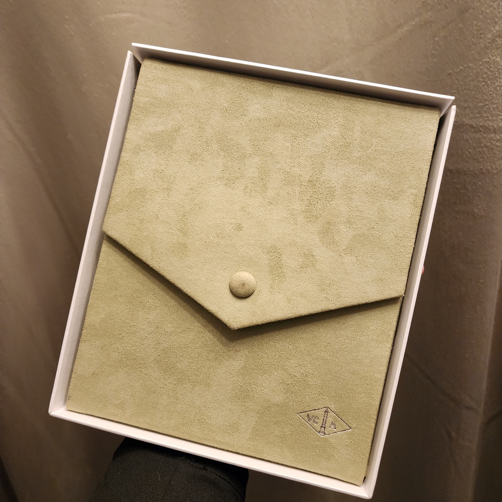 Gorgeous 18k Van Cleef & Arpels Special Holiday Edition Bullseye Clover Alhambra - Picture 7 of 11